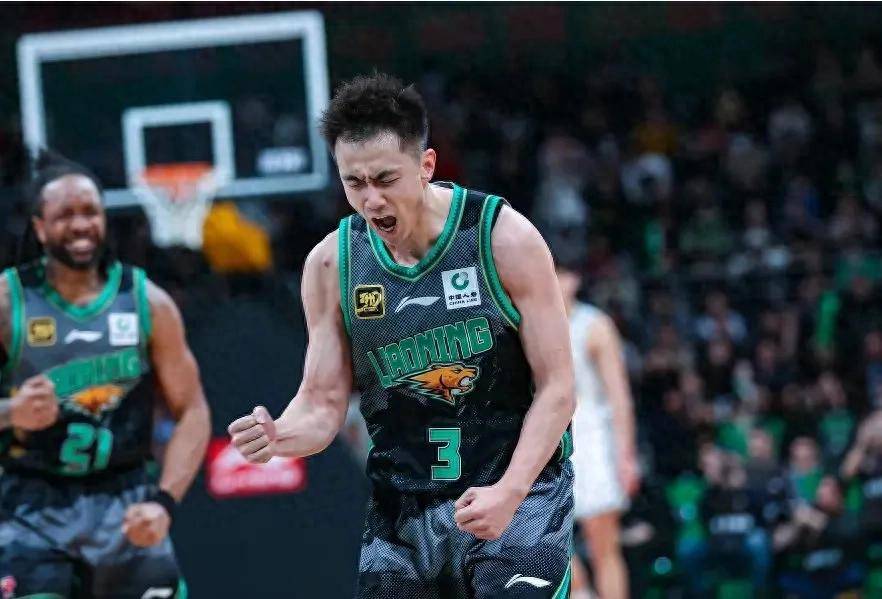 步行者翻盘太阳,赵继伟状态火热 步行者翻盘太阳,赵继伟状态火热