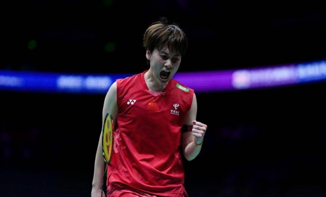 印度队鏖战印尼队,陈雨菲点燃赛场 印度队鏖战印尼队,陈雨菲点燃赛场