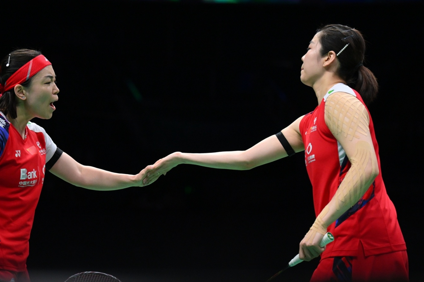 印尼队险胜法国队,陈雨菲扛起全队 印尼队险胜法国队,陈雨菲扛起全队