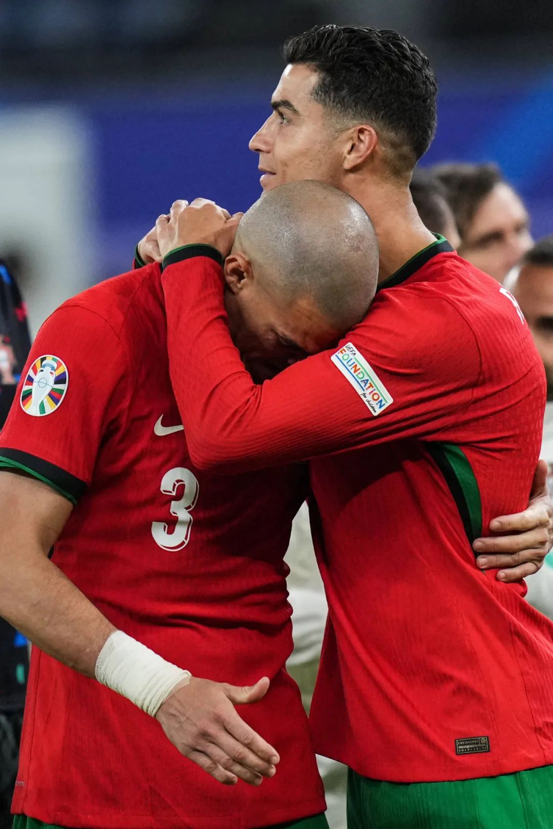 瑞士绝杀法国,C罗扛起全队 瑞士绝杀法国,C罗扛起全队