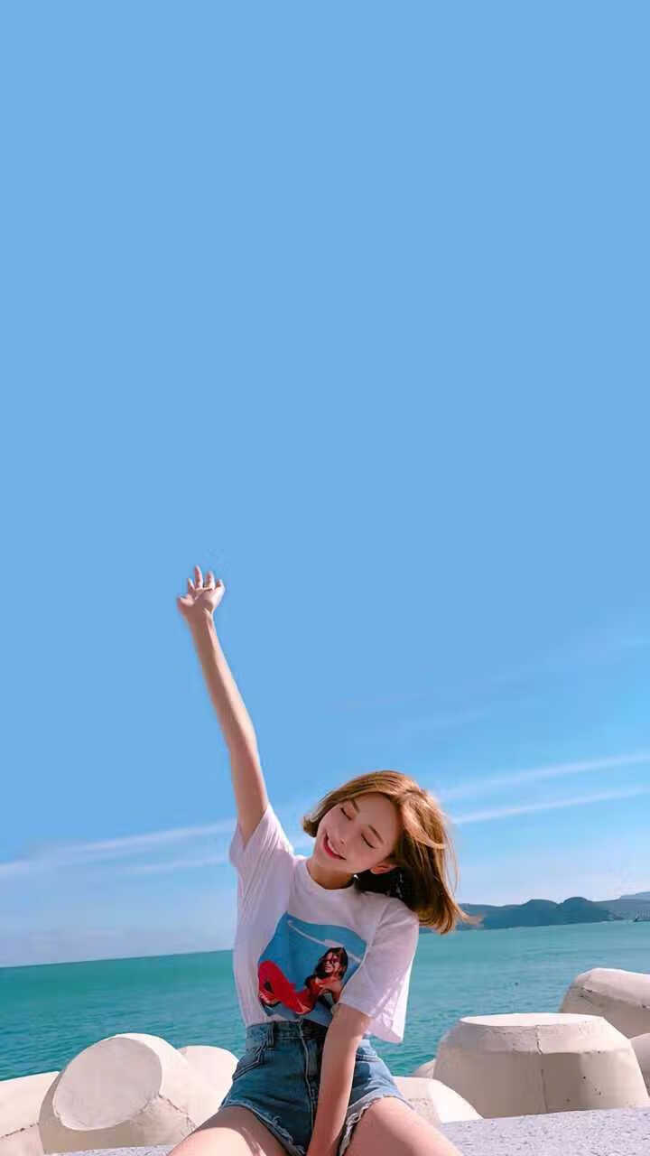 跨界狂飙,当波兰足球狂胜威尔士,本泽马却在F1赛道接管年度争冠