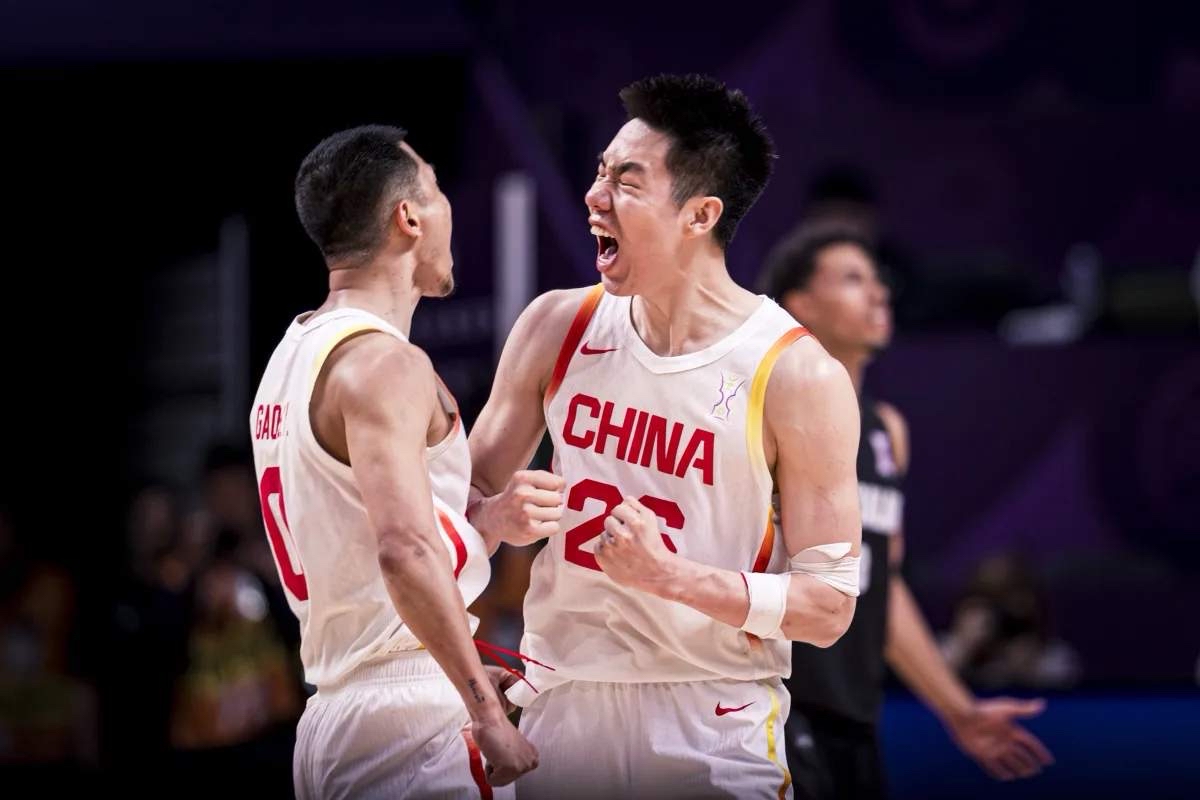 快船逆转中国男篮，丹尼·格林制霸全场