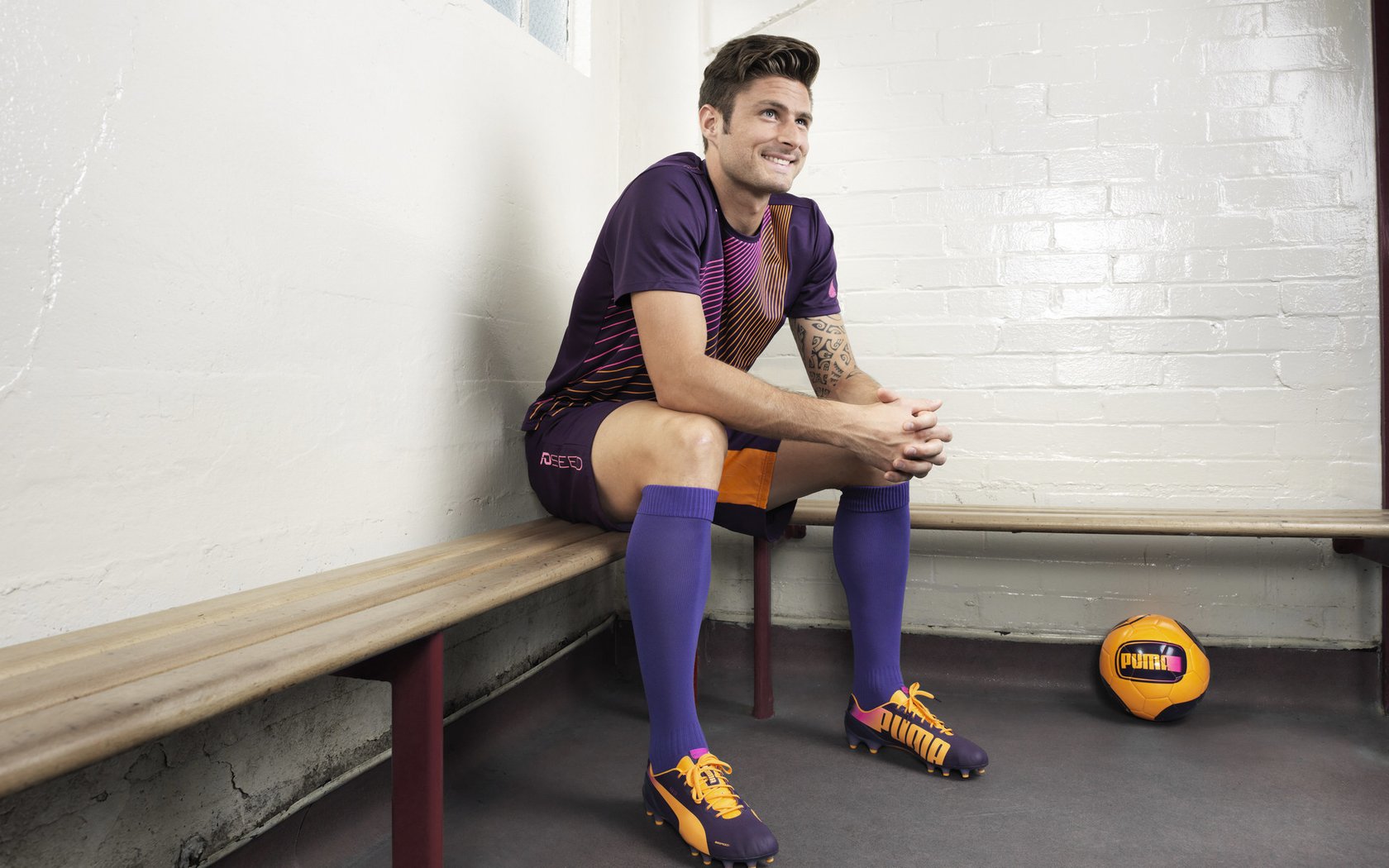 三笘薰爆发，AC米兰强势晋级多特蒙德，一场技术与战术的完美交响