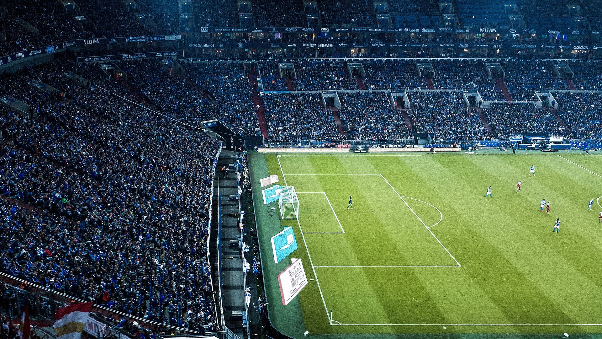 蓝黑风暴中的孤勇者，克瓦拉茨赫利亚在国米与卡塔尔之战中的致命一刻