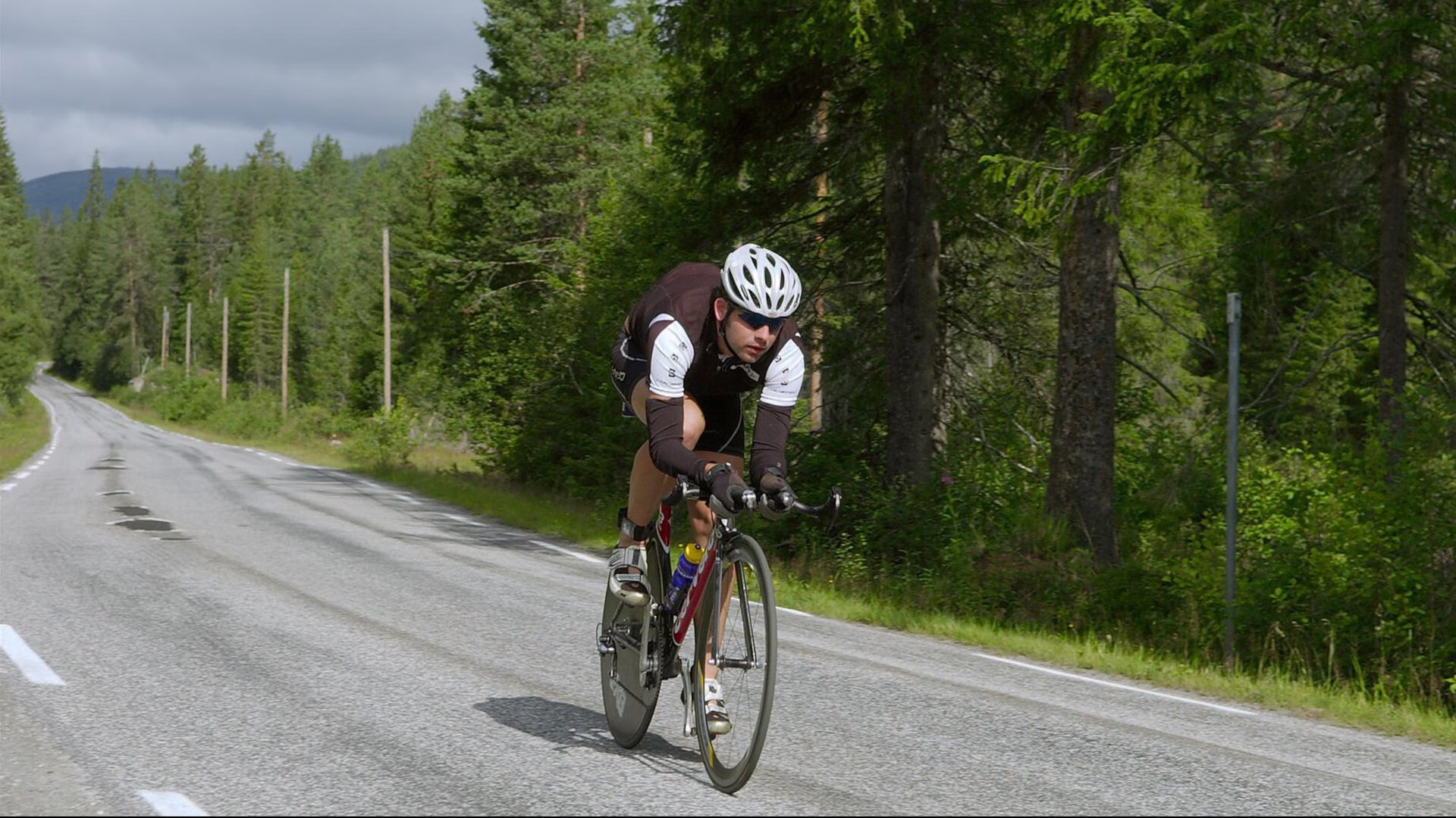 独步天下，当步行者单节击溃森林狼，恩比德在F1争冠中重塑王者定义